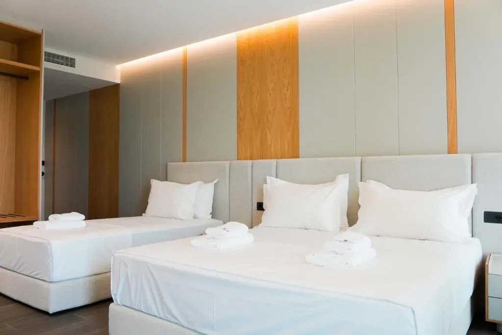 Triple Room with Sea View - 6