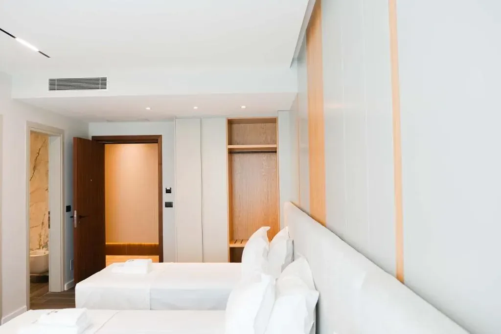 Family Room with Sea View - 6