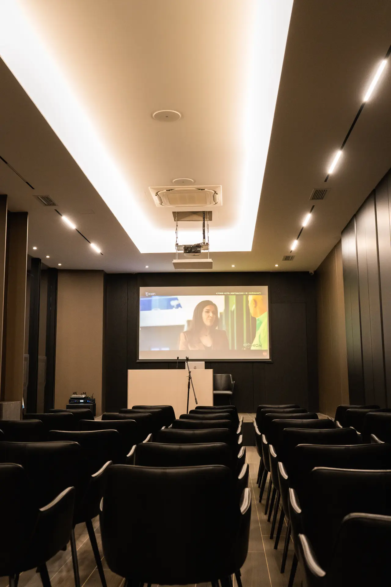 Conferences & Corporate Events - 4