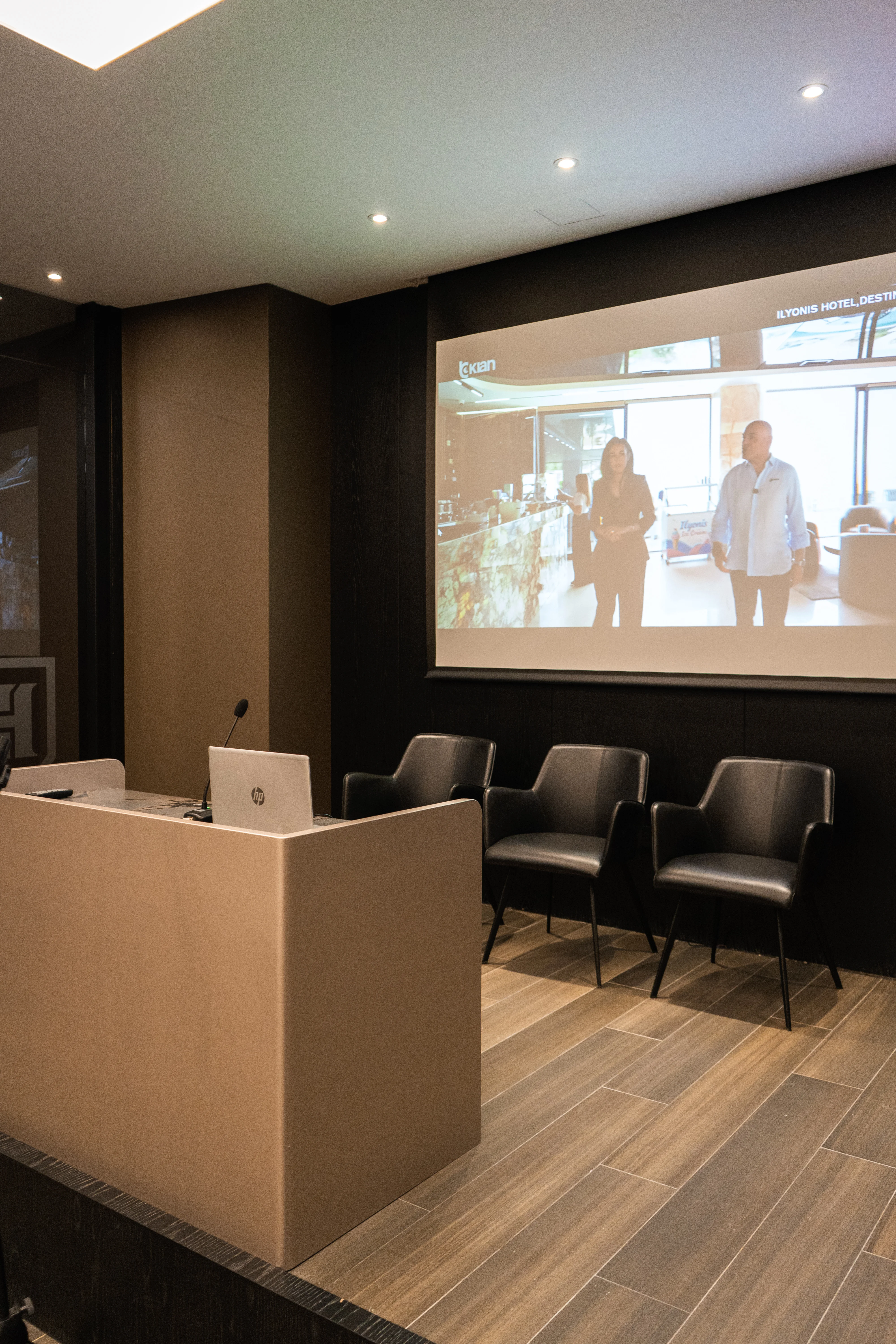 Conferences & Corporate Events - 8