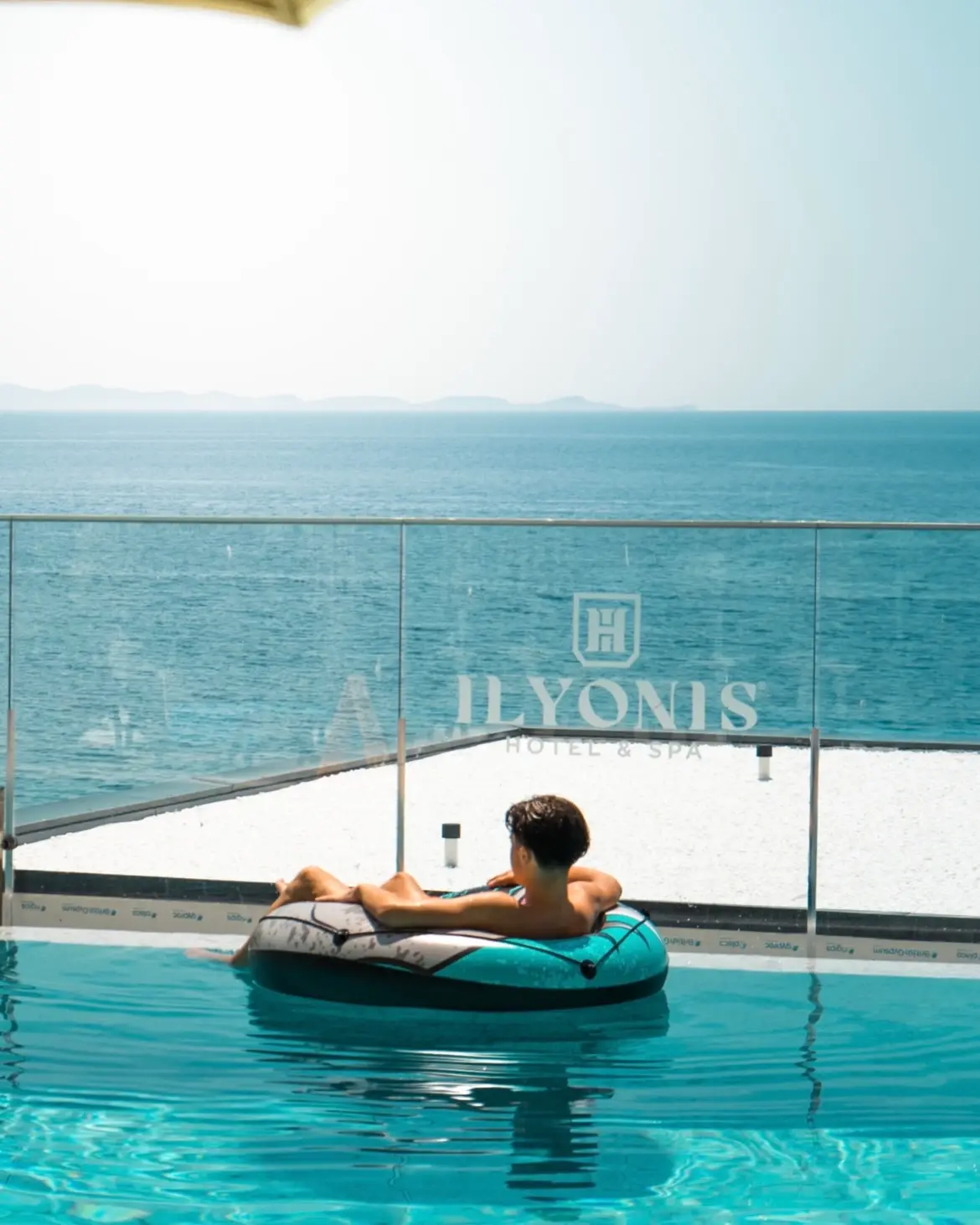 Ilyonis infinity pool 4