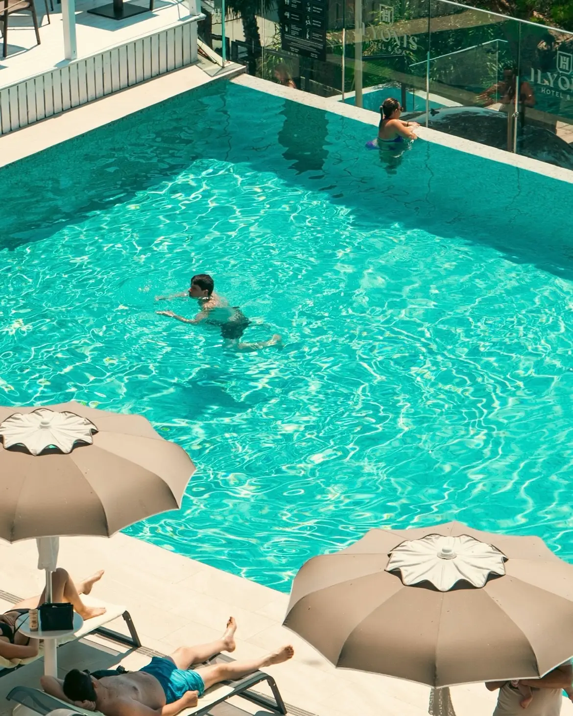 Ilyonis infinity pool 9