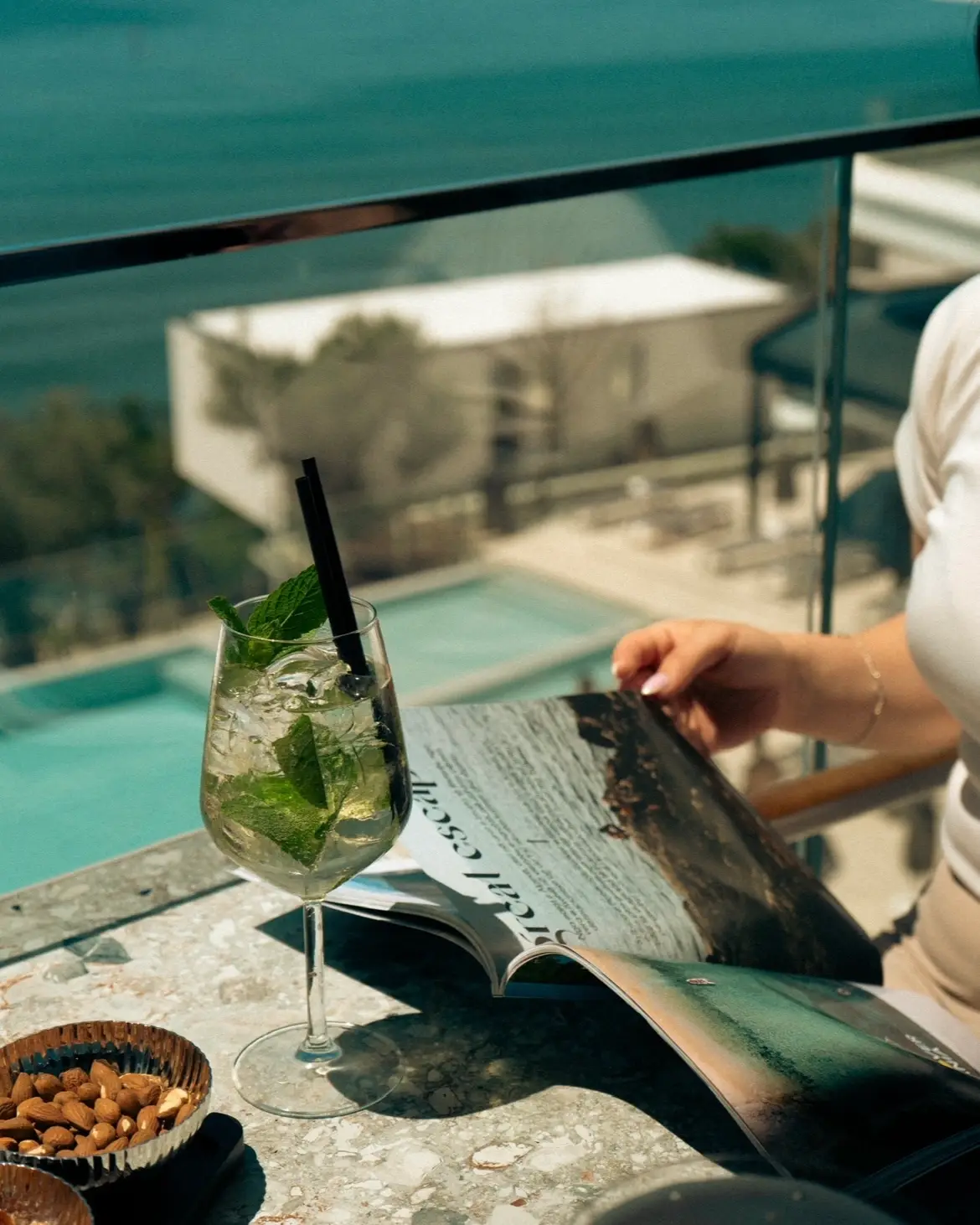 Lobby Bar - 7